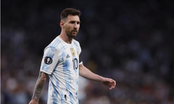 王传君求王家卫原谅！薛之谦被上面请喝茶！